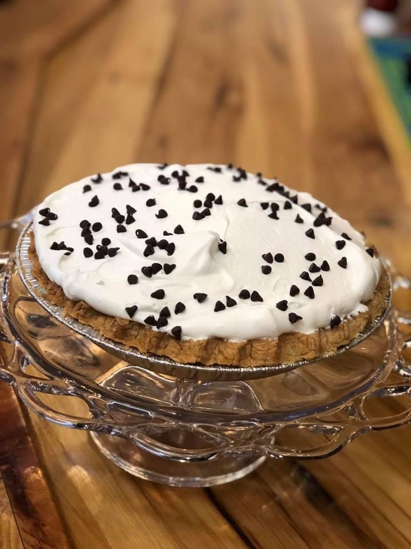 The Homemade Pies That Close Out Every Meal Right