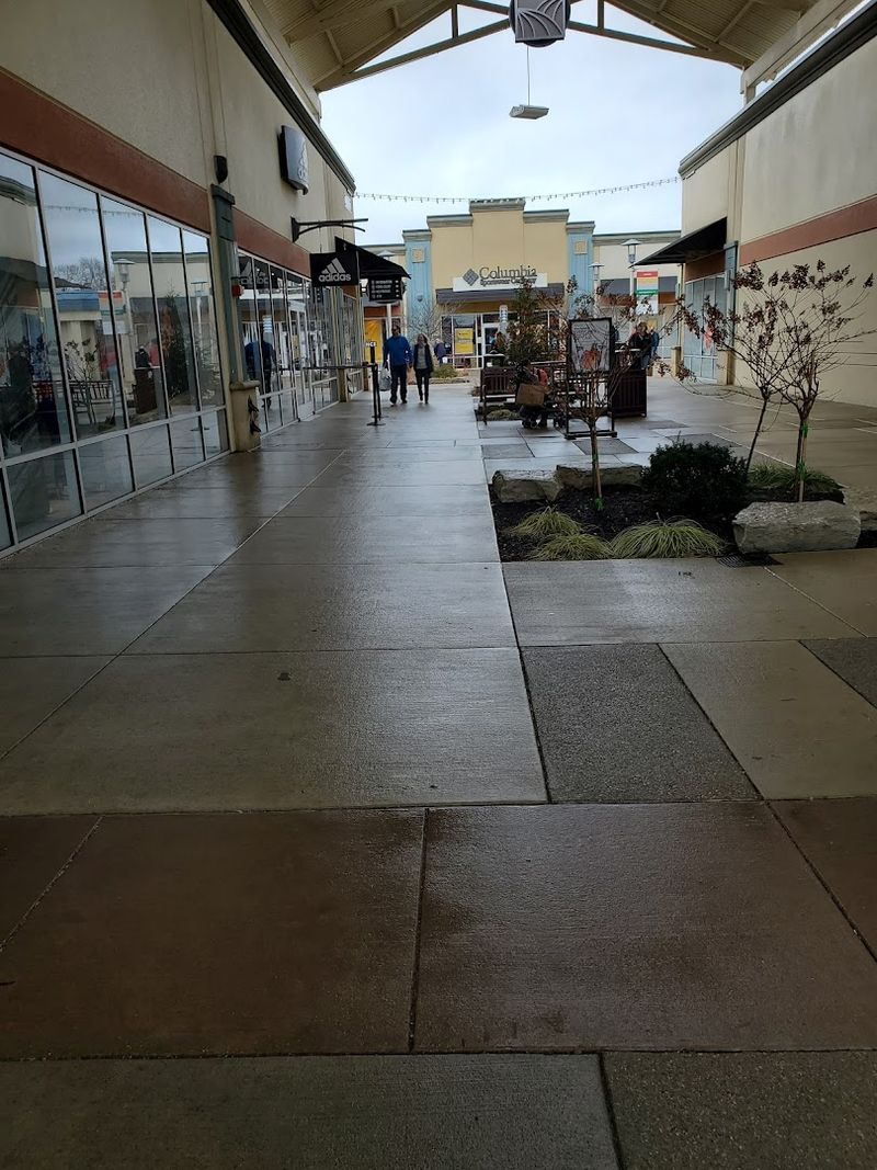 Making Your Way Through The Open-Air Layout