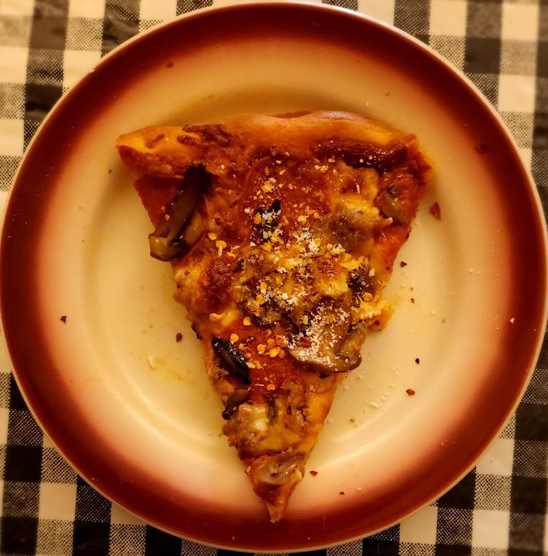 What Makes The Pizza So Craveable