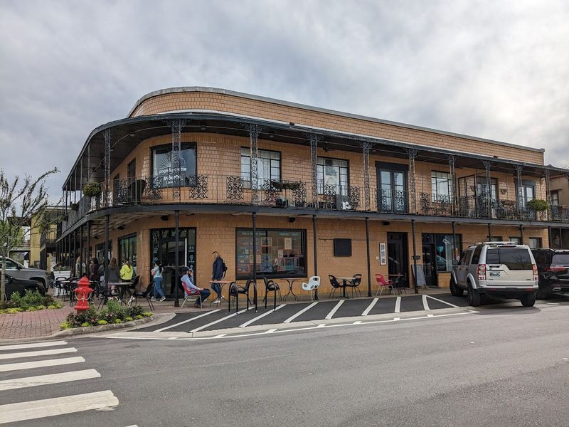 Why Strolling Through This Small Town Feels So Easy And Enjoyable