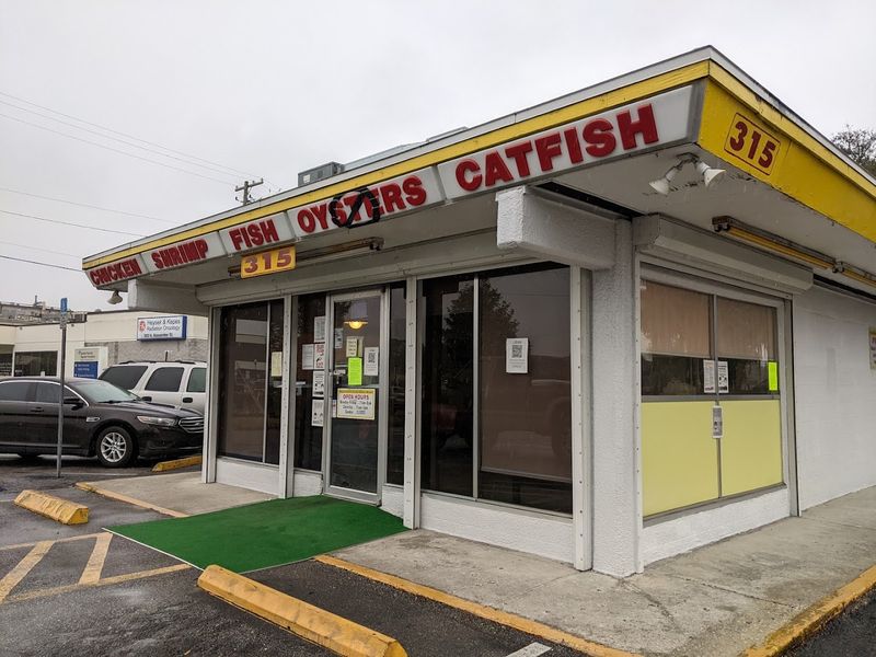 A Gas Station With A Delicious Second Life