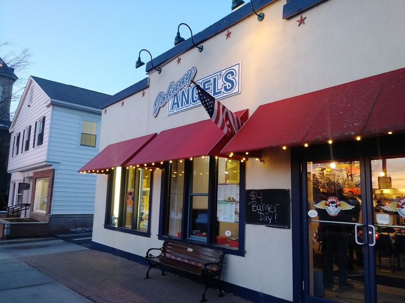 Cozy Cafes And Restaurants With A Laid Back Vibe