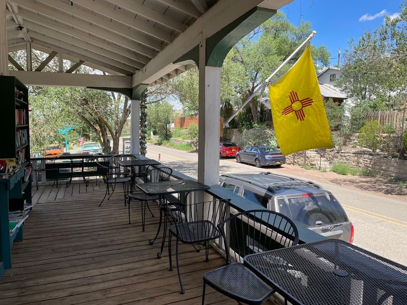 Coffee Stops, Galleries, And Relaxed Places To Spend Time