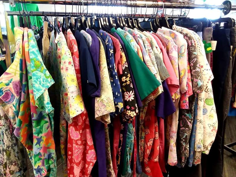 What Makes Browsing Here So Interesting