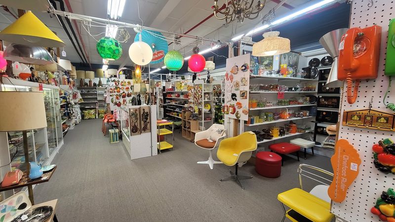 The Last Impression Left By A Store Full Of Stories