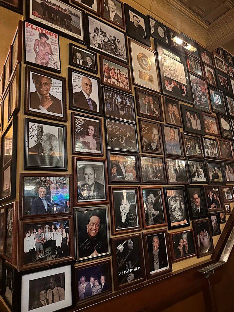 Ambiance That Blends Classic Elegance With Chicago Charm