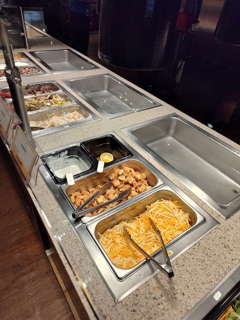 Fresh Seafood That Rivals Coastal Restaurants