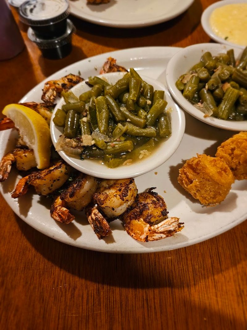 A Menu That Balances Adventure With Comfort