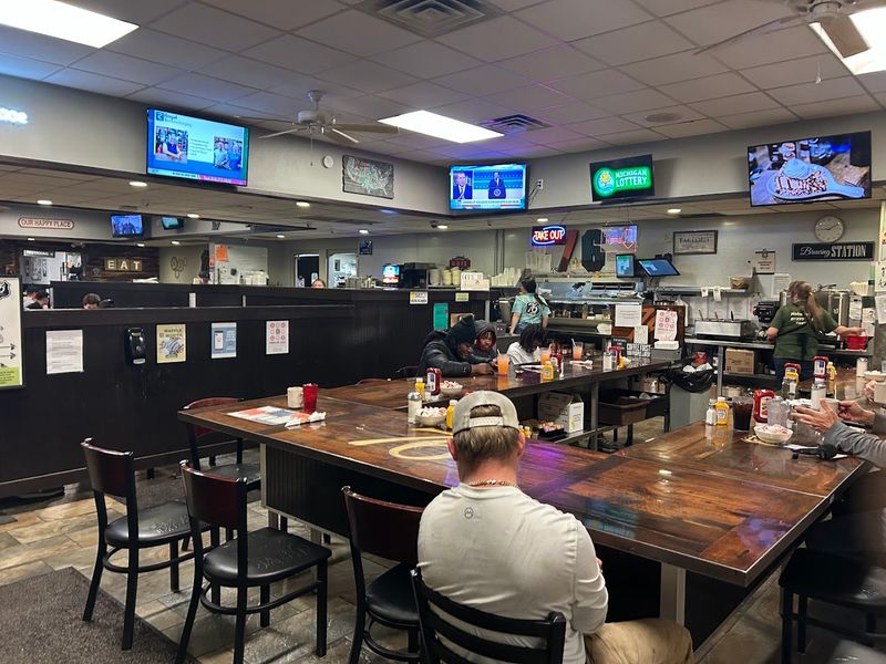 76 Diner Byron Center