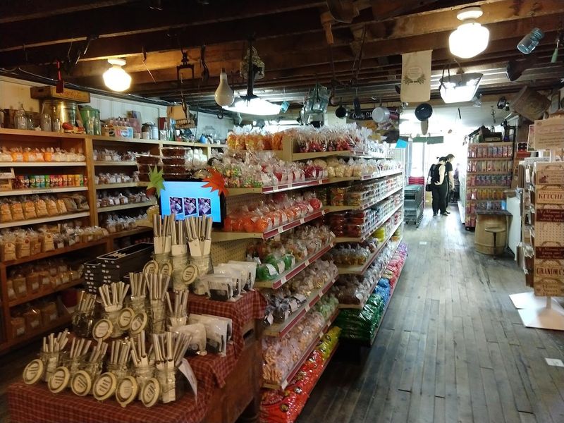 End Of The Commons General Store