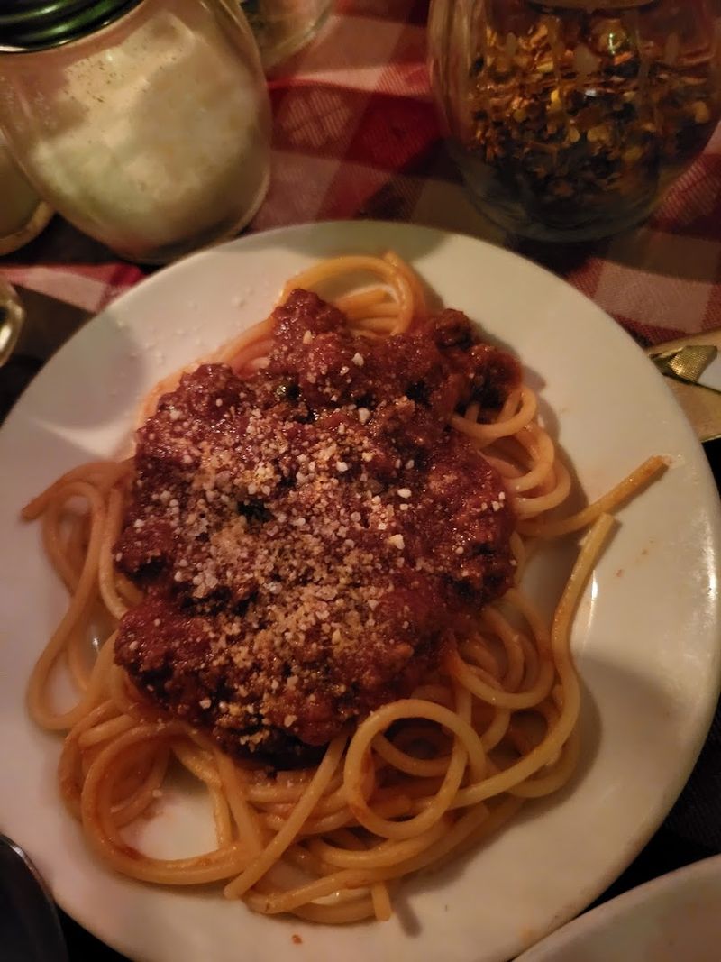 The Spaghetti That Keeps People Coming Back