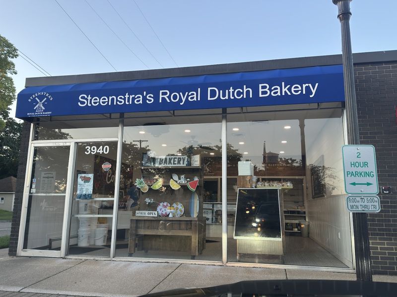 The Bakery That Grandville Built Its Sweet Tooth Around