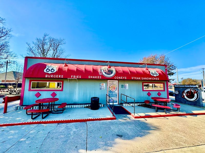 Route 66 History Runs Right Through This Spot