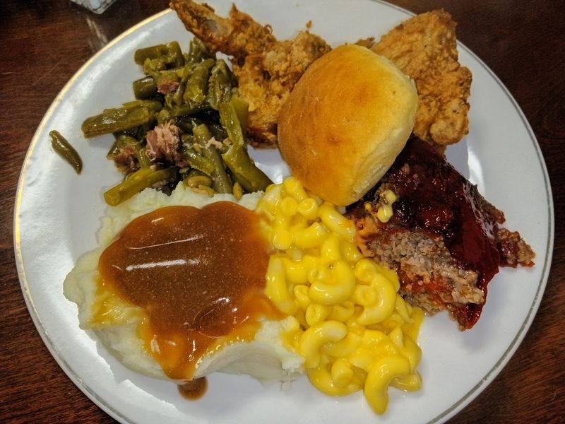 The Buffet Spread That Makes Every Visit Feel Like Sunday Dinner