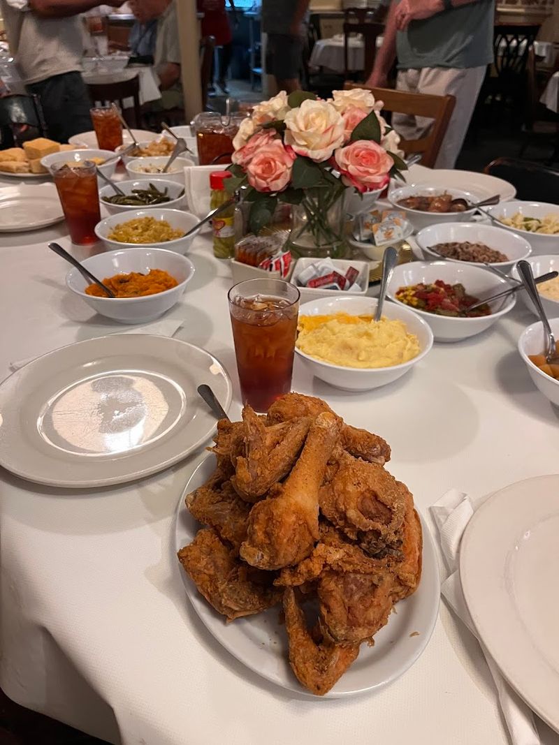 The Communal Table Experience You Will Not Forget