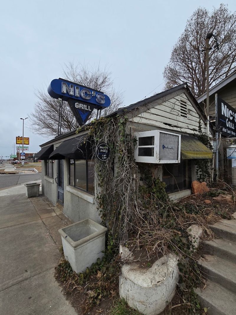 Why Nic's Grill Belongs On Every Oklahoma Bucket List