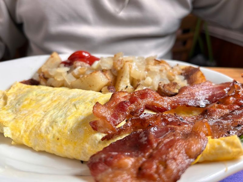 Breakfast Plates That Actually Fill You Up