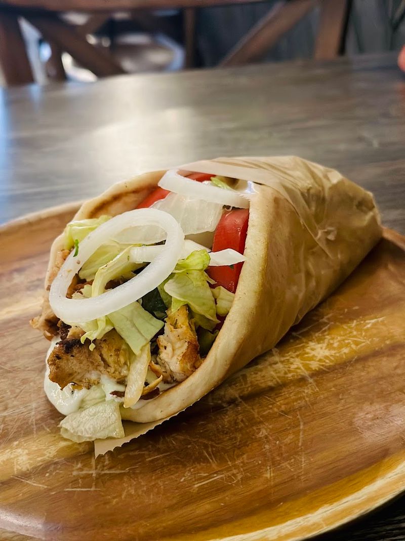 The Gyros That Keep Customers Coming Back
