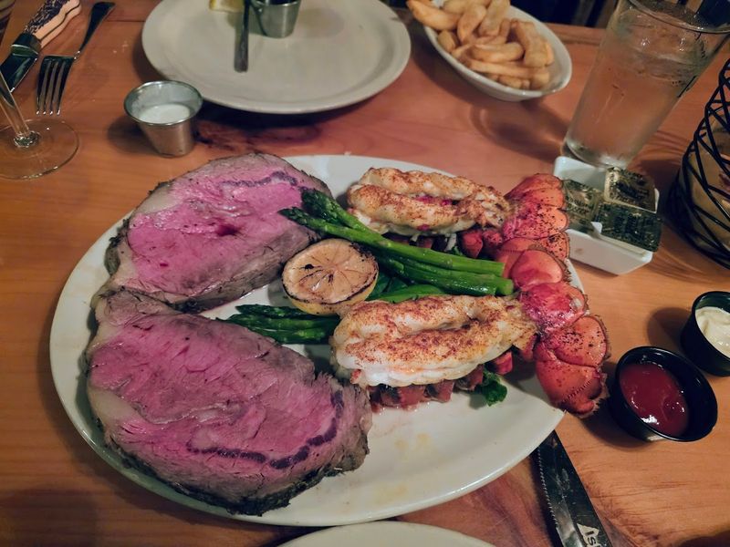 Seafood And Combination Plates For Non-Steak Lovers