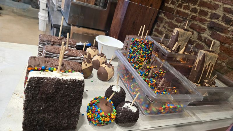 Gift Baskets That Make Giving Easy