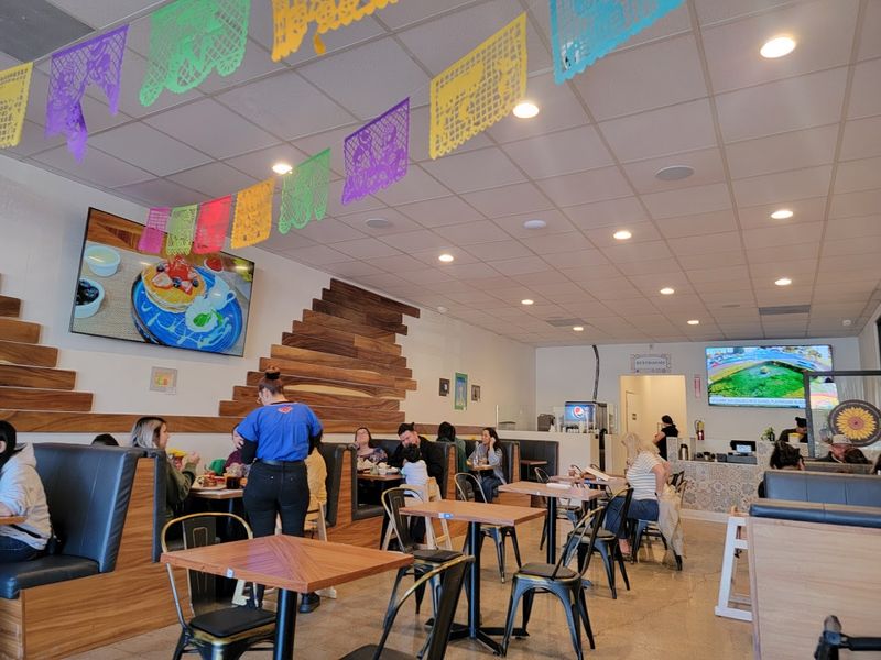 The Atmosphere Inside Girasol Cocina Mexicana