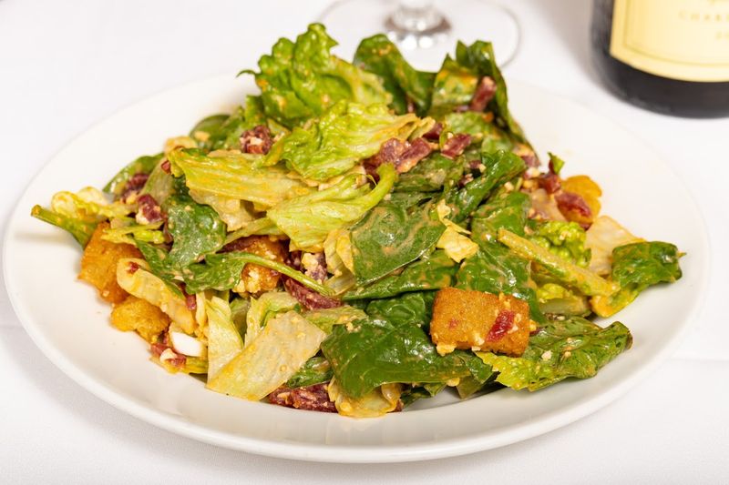The Famous Spinning Salad