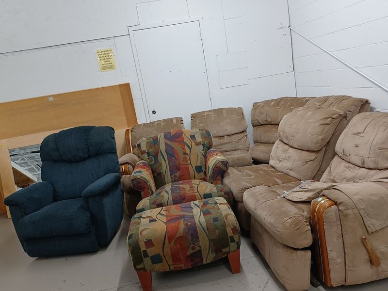 Furniture Finds That Furnish Whole Rooms