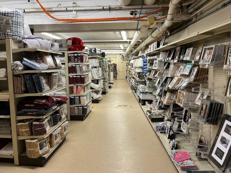 Maine Souvenirs With Real Character