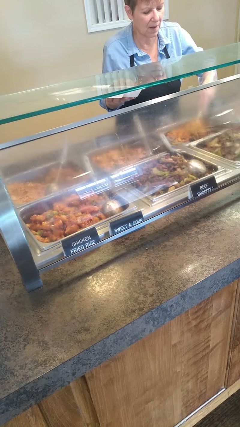 The Counter-Serve Setup That Keeps Things Moving