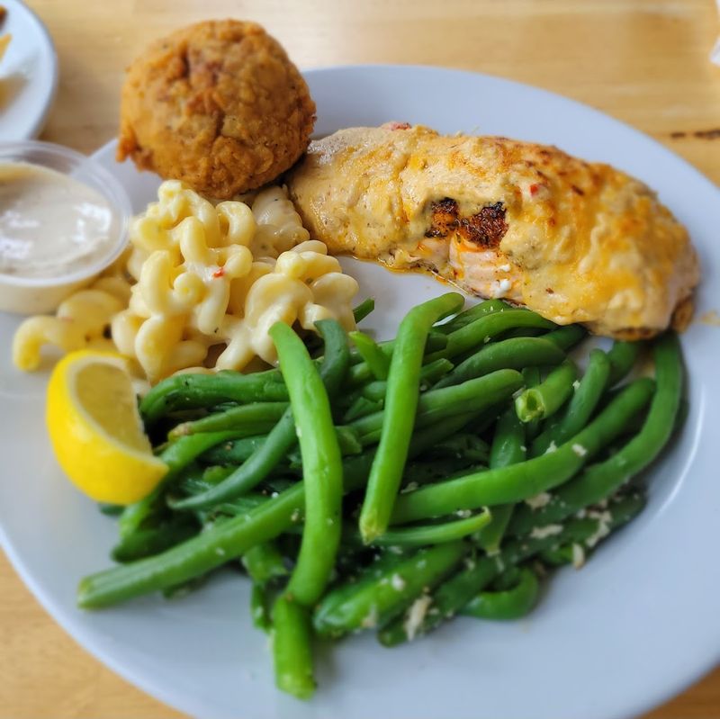 Fresh Seafood Worth Seeking Out