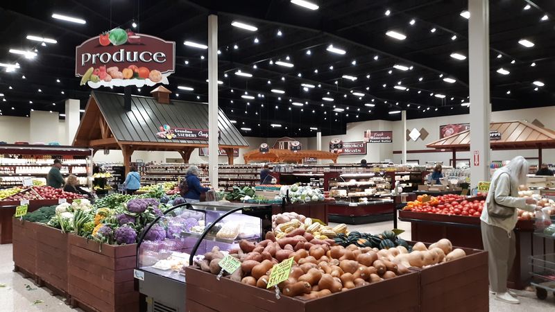 Bulk Goods And Pantry Staples