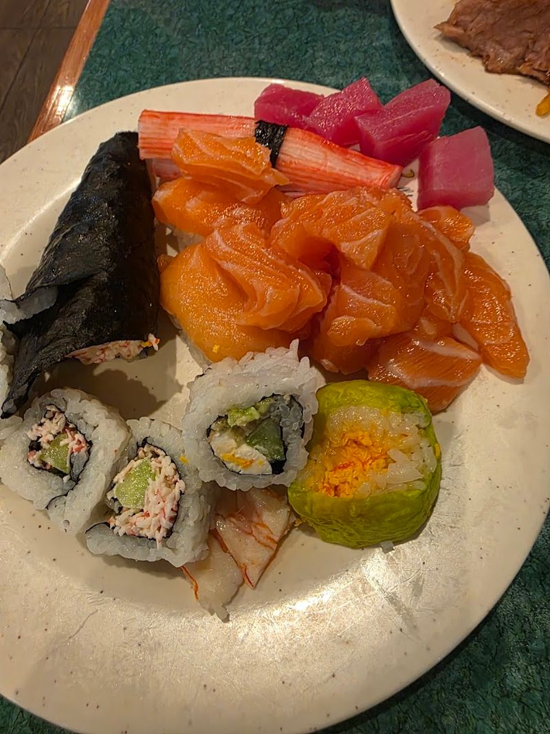Sushi And Sashimi That Hold Their Own