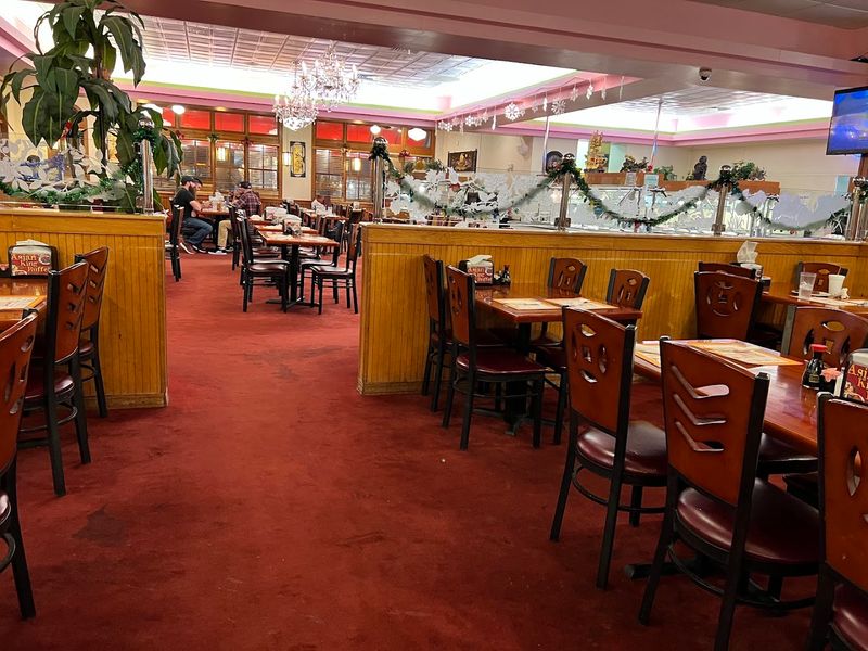 Why Springfield Travelers Keep Coming Back To This Spot