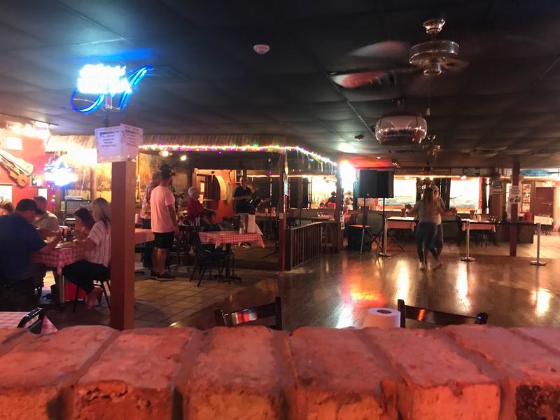 Live Music Nights That Change The Whole Vibe