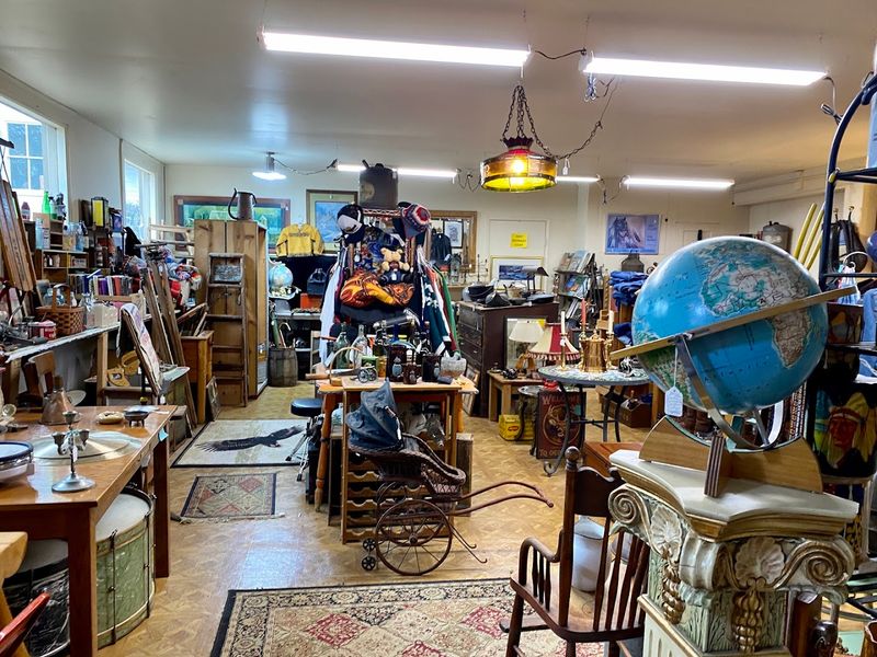 A Friendly Atmosphere Makes Browsing Even Better