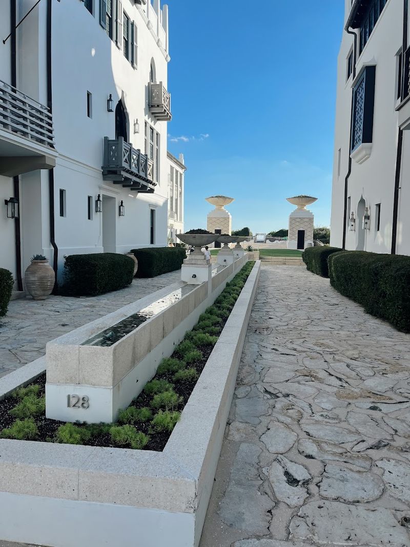 Digital Graffiti Turns The Town Into An Open-Air Gallery