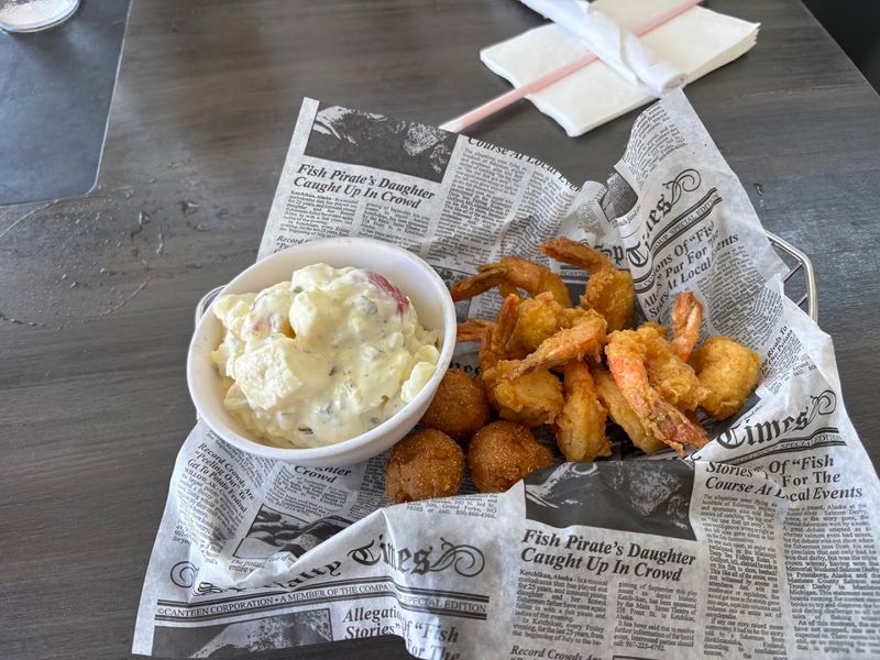 The Fried Seafood Selection Worth Knowing About