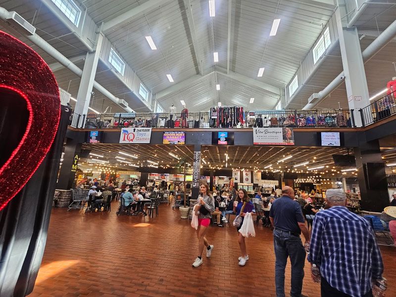 The Atmosphere That Keeps People Coming Back