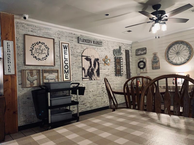 A Dining Room That Feels Like A Genuine Country Welcome