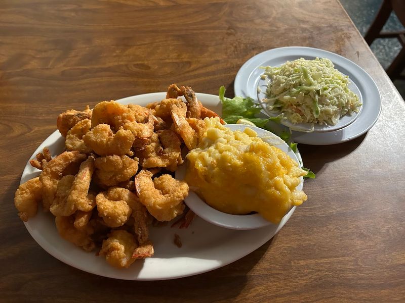 Shrimp And Grits Done The Lowcountry Way