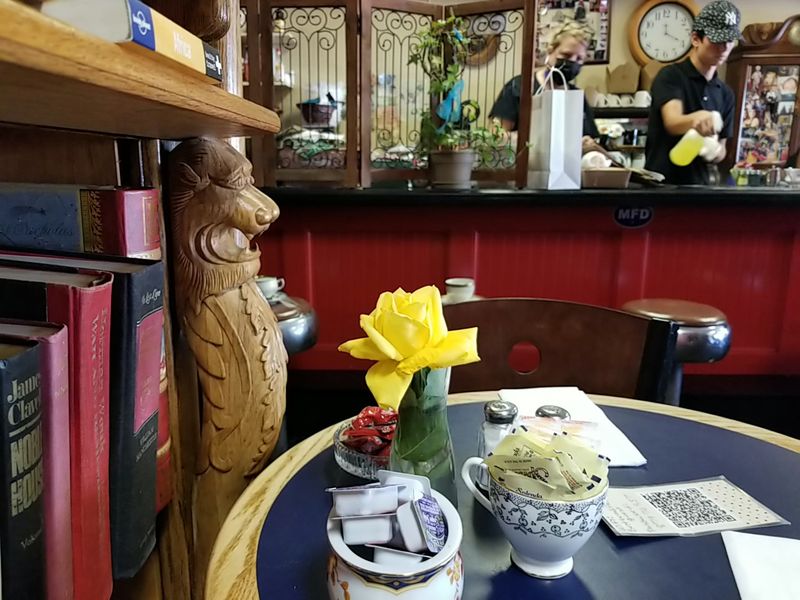 A Neighborhood Feel That Welcomes Outsiders Too