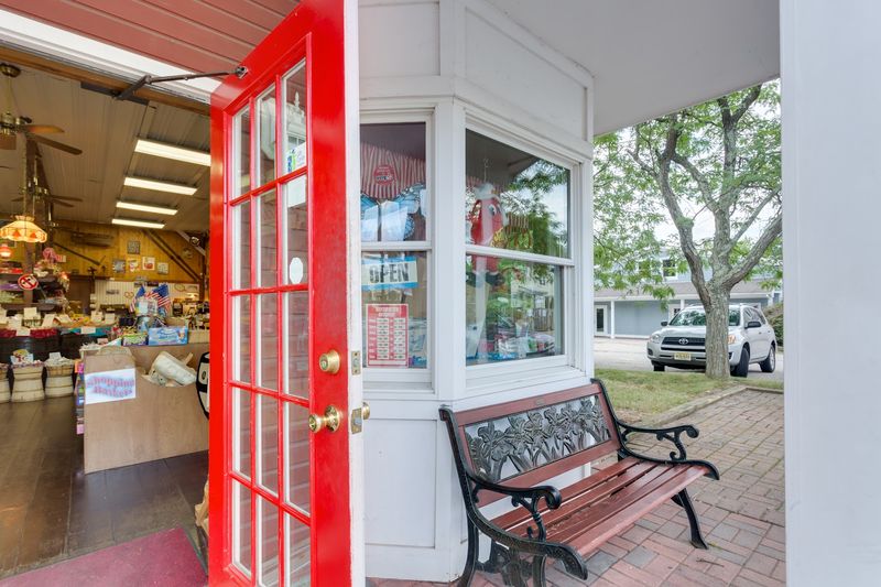 The Smell And Sight That Bring Back Childhood Memories