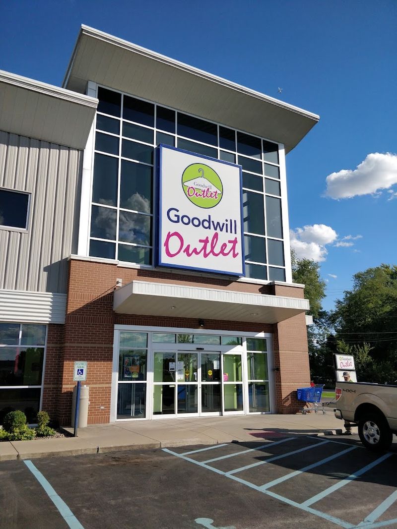 Goodwill Outlet Clarksville