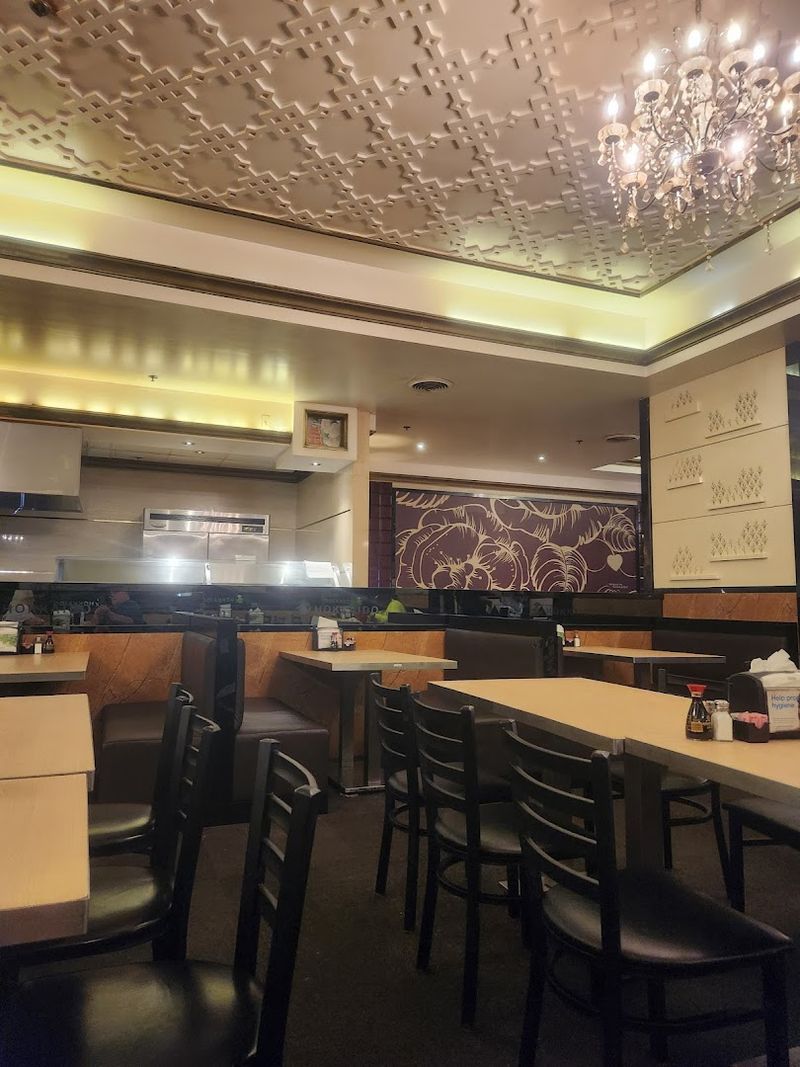 The Dining Room Feels Comfortable, Not Chaotic