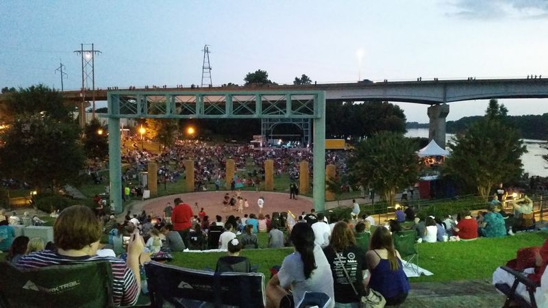 Riverfront Park And Outdoor Life On The Cheap