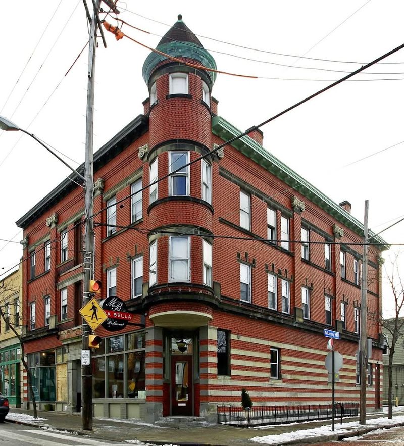 Mia Bella Restaurant