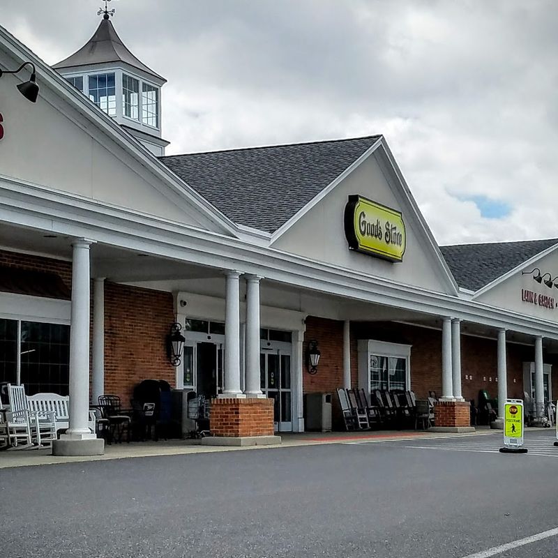 A Cheese And Deli Section Worth Lingering Over