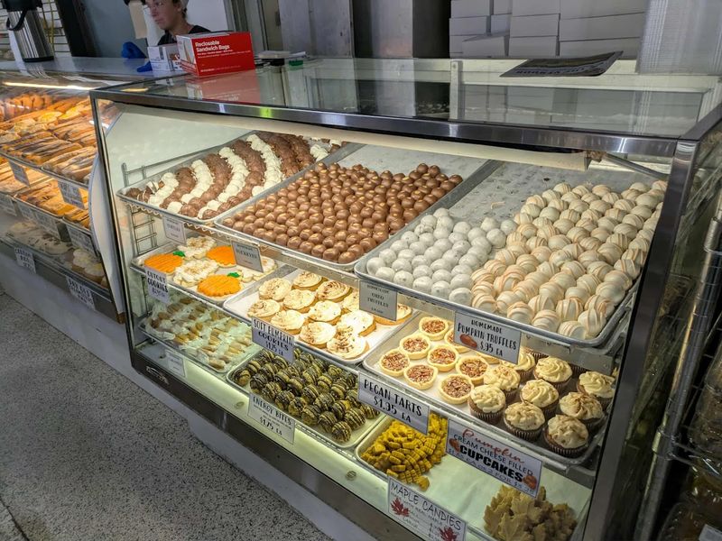 Fresh-Baked Goods That Are Hard To Forget