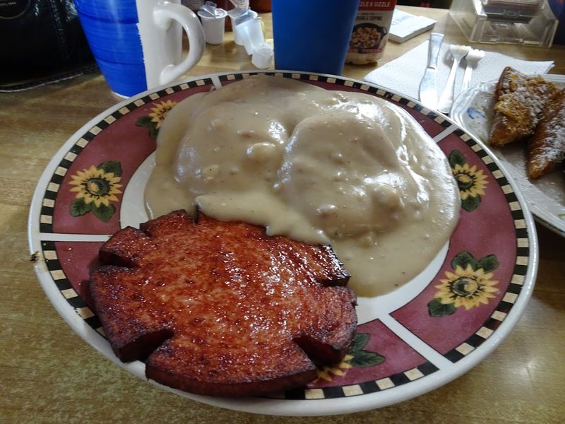 Country Cooking With Local Farm Roots