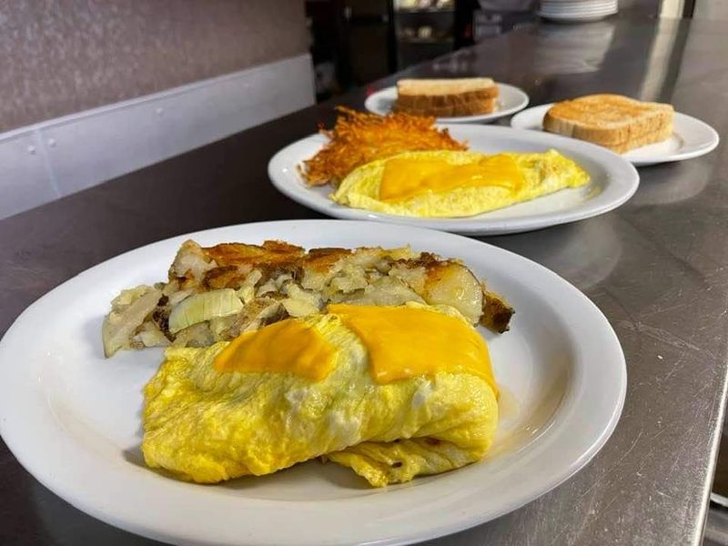 The Breakfast Spread That Packs The Room